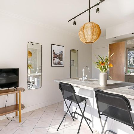 The Lake Aurora Suite - Duke Housing Créteil Екстериор снимка